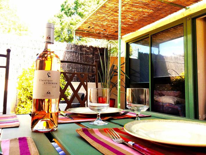 Location de vacances pour 4 personnes, avec jardin ainsi que terrasse et piscine à Saint-Rémy-de-Provence - 4