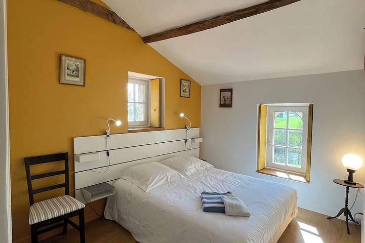 Location de vacances pour 16 personnes, avec piscine à Beaulieu-sous-la-Roche - 3