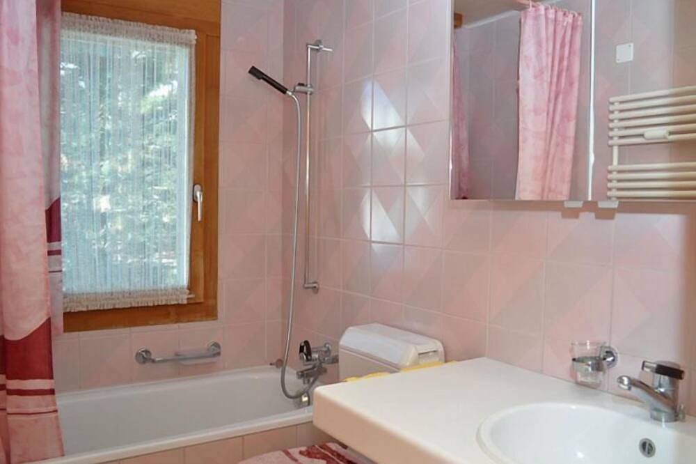 Geheel appartement, Rottal 4-bed apartment in Lauterbrunnen, Grindelwald en omgeving