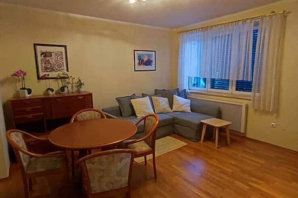 Ganze Wohnung, Lakeside Apartment - Velden in Velden am Wörther See, Villach-Land