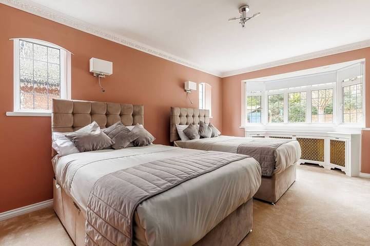 Holiday rental for 8 people, with garden in Boscombe