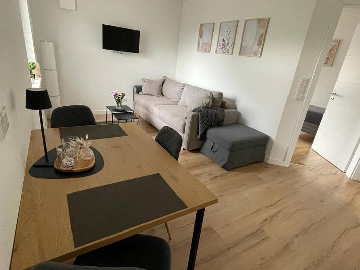 Ferienwohnung für 4 Personen, mit Terrasse und Garten in Wardenburg