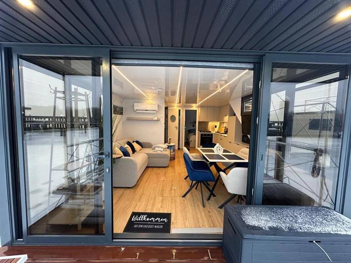 Boot für 6 Personen, mit Balkon und Terrasse sowie Sauna und Seeblick in Stralsund