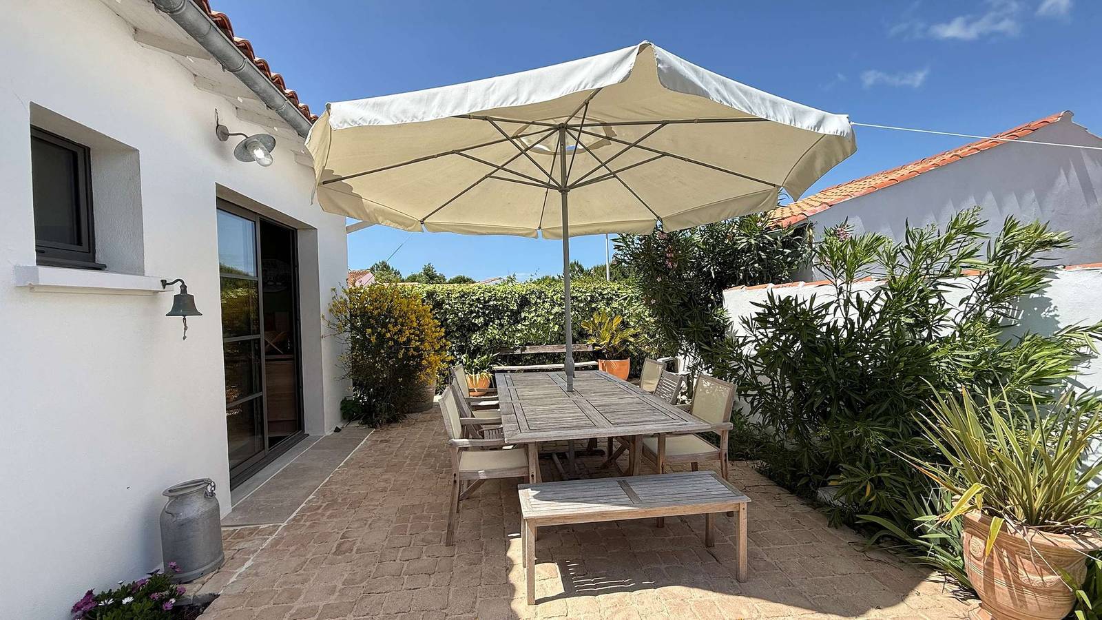 Apartamento vacacional entero, Superb villa with garden - parking near the beach in La Couarde-sur-Mer, Isla de Ré