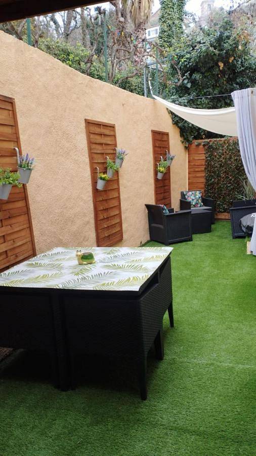 Appartement de vacances pour 4 personnes, avec jardin