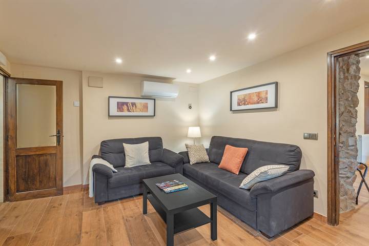 Chalet para 18 personas, con jardín en Bages - 4