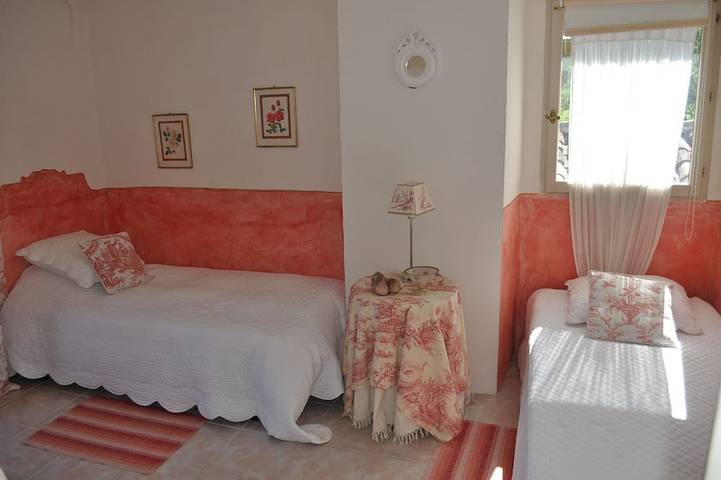 Gîte pour 6 personnes, avec jardin ainsi que piscine et balcon à Chamborigaud - 3