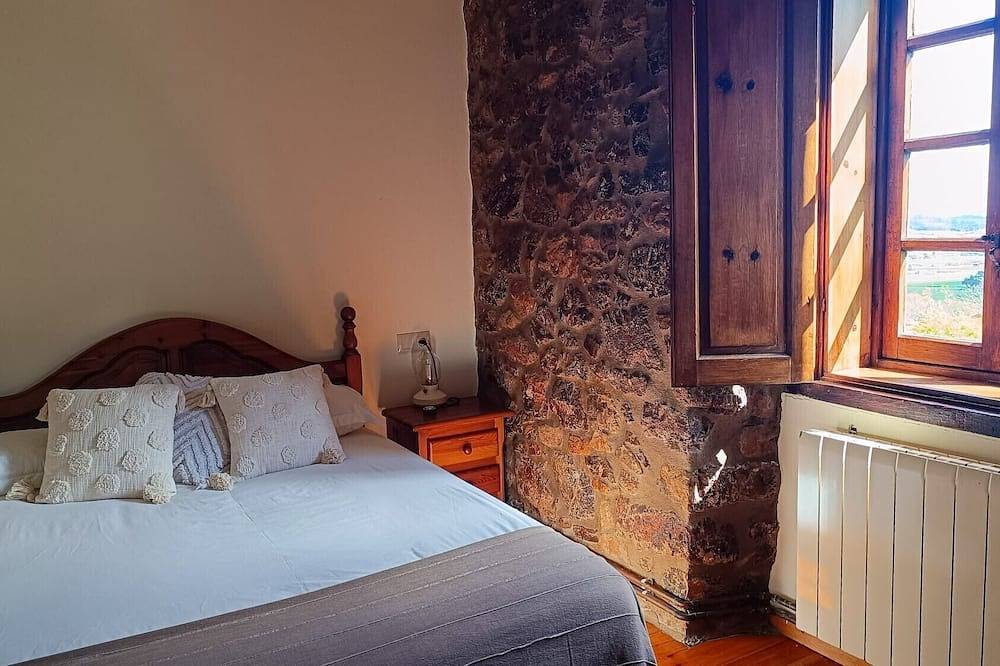 Casa Rural Selmo in the Heart of Asturias in Carreño, Costa Verde (Spain)