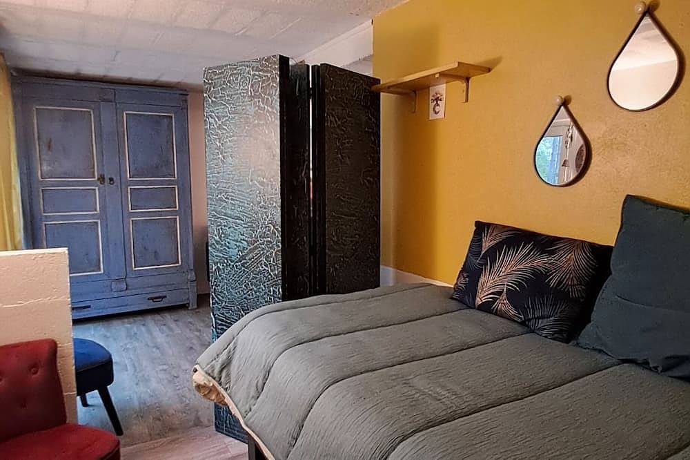 Appartement entier, Gite, le Cocon de Puypezac entre Nature et ville. Animaux bienvenus in Bergerac, Périgord Pourpre