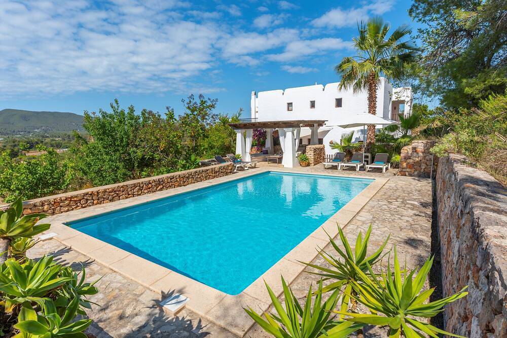 Paradies In Ihrer Reichweite - Villa Mit Pool In Der Ibicenca-Landschaft in Santa Eulària des Riu, Ibiza Osten