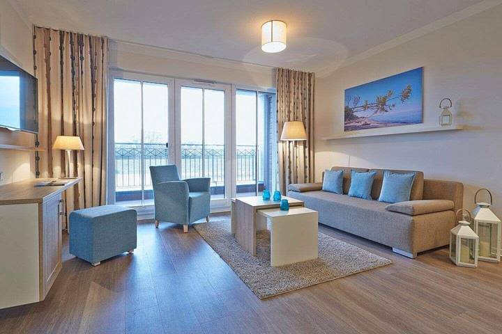 Ferienwohnung für 4 Personen, mit Balkon und Sauna in Börgerende-Rethwisch