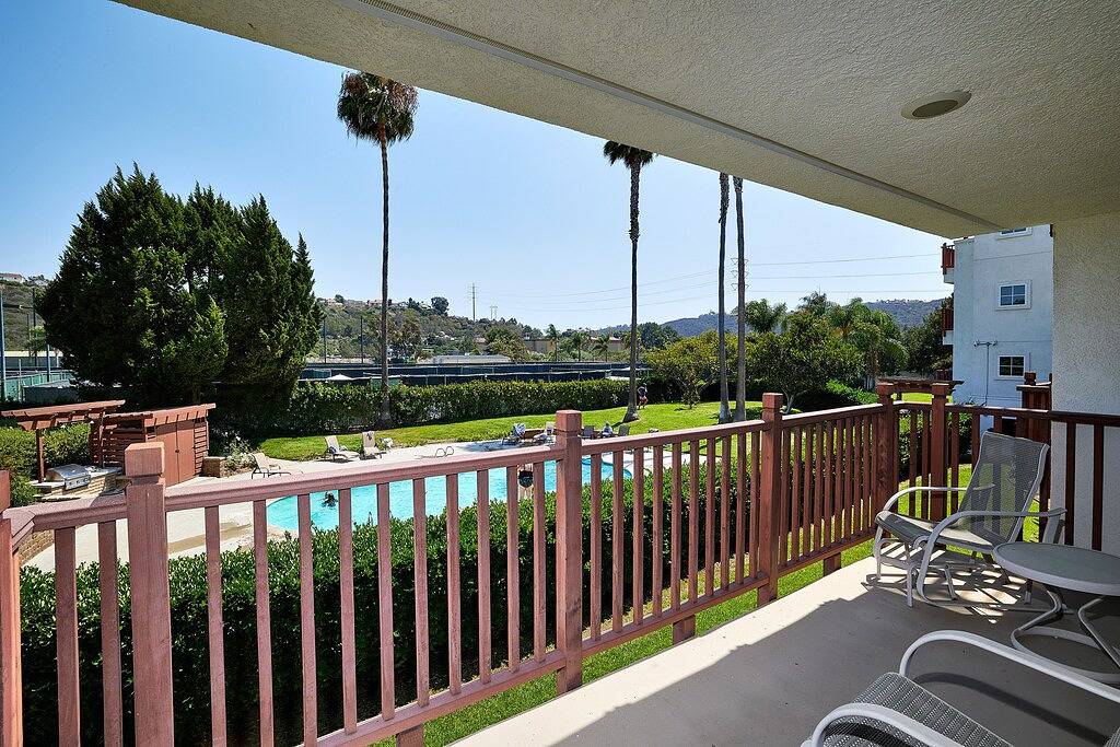 Ganze Wohnung, Lovely La Costa condo -walk to Spa & Golf course, close to beach & Legoland in Carlsbad, San Diego County