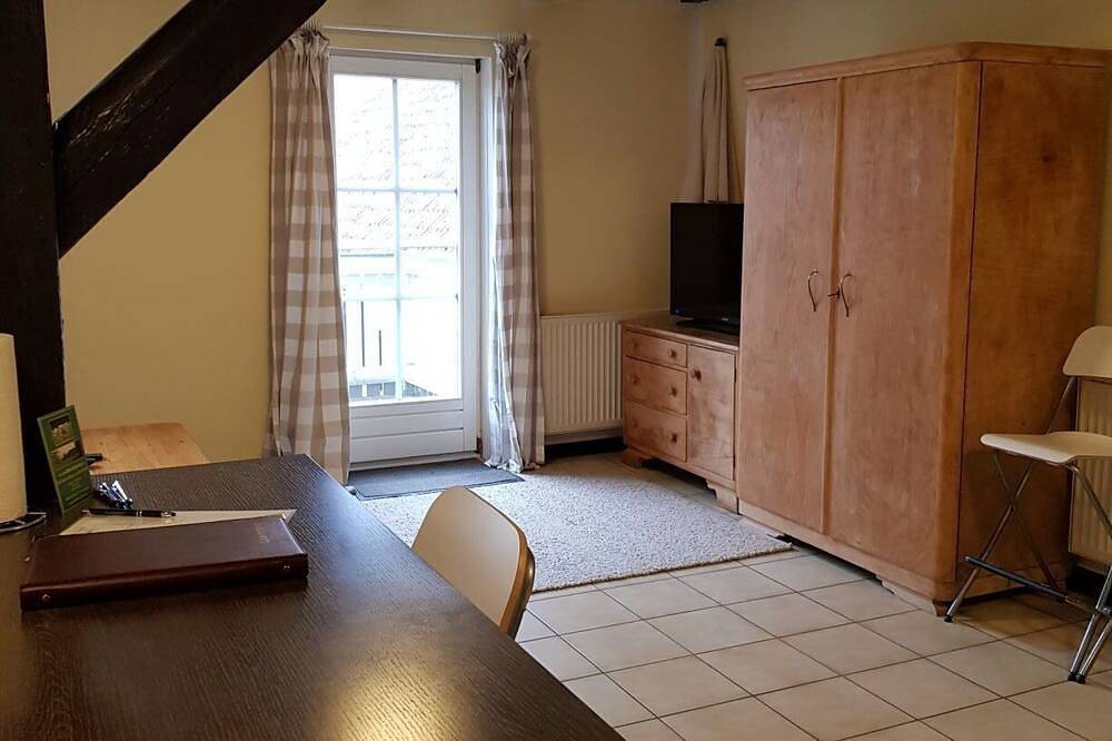 Ganze Wohnung, Herzlich Willkommen in unserer Ferienwohnung  \"Schwanberg\" in Iphofen, Fränkisches Weinland
