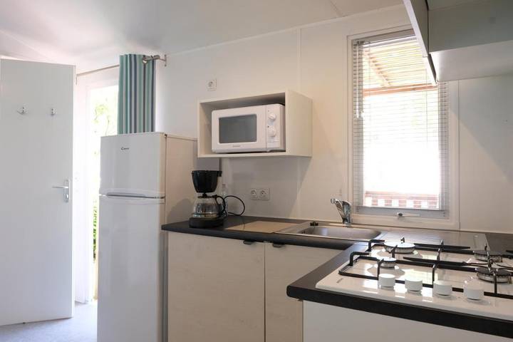 Camping für 4 Personen, mit Terrasse in Griechenland - 3