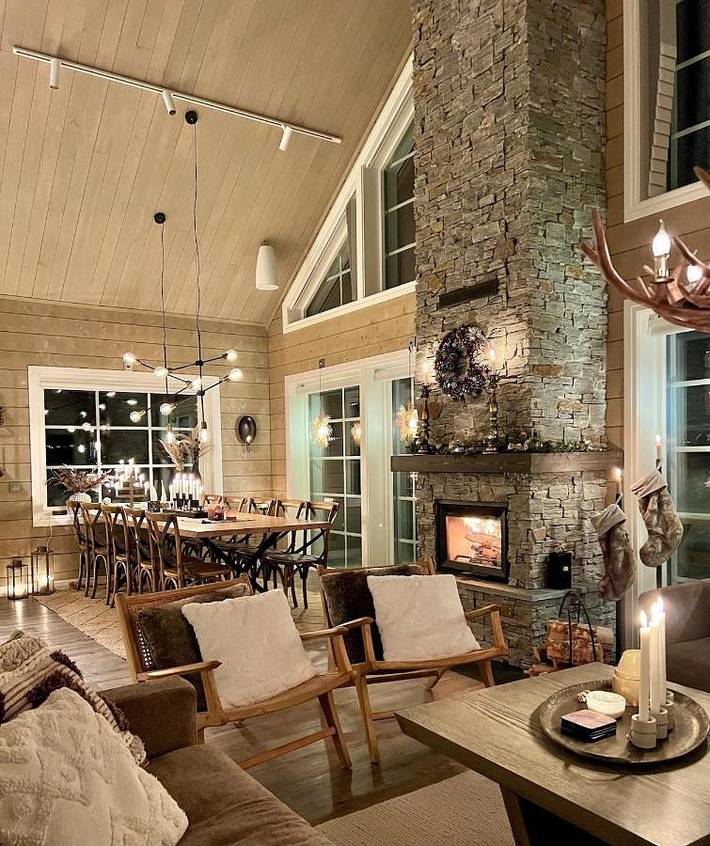 Hus för 12 Personer, med terass samt bubbelpool och bastu i Vemdalen