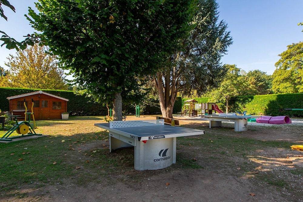 Camping 3 étoiles - Piscine - ccbeeic in Saint-Père-sur-Loire, Loire Valley