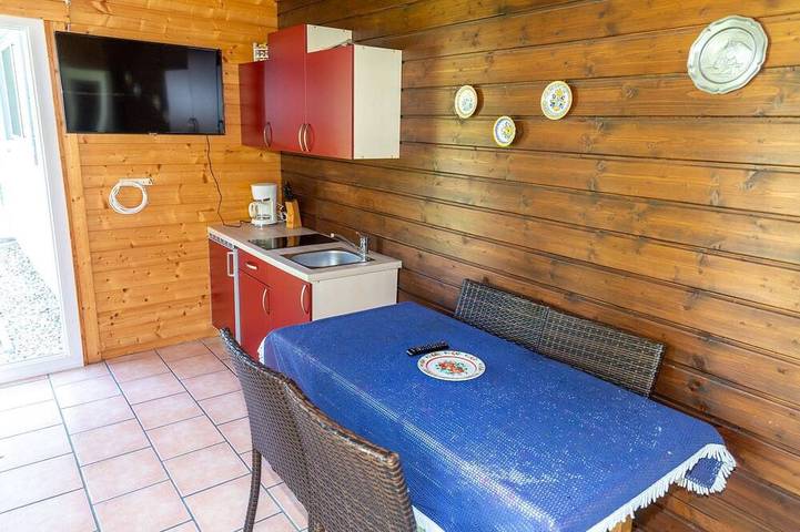 Bungalow für 2 Personen, mit Terrasse am Ossiacher See
