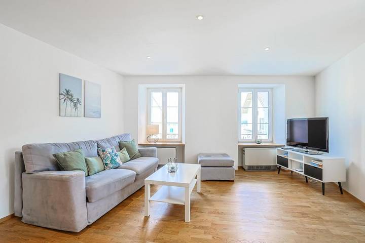 Gîte pour 4 personnes, avec Terrasse ainsi que Vue sur le lac et Vue à Port-Valais