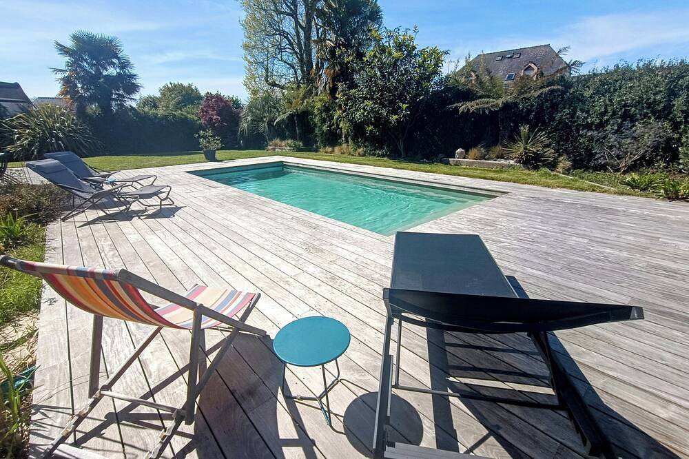 Maison familiale 6 pers, piscine chauffée jardin / 10 min Vannes, Golfe et océan in Theix-Noyalo, Côte des Mégalithes