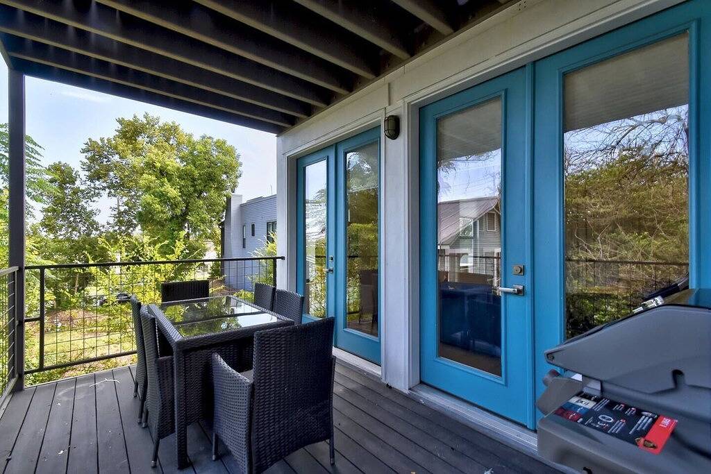 Stay in Luxury @ The Pearl ~ .5M to Riverwalk in San Antonio, Bexar County