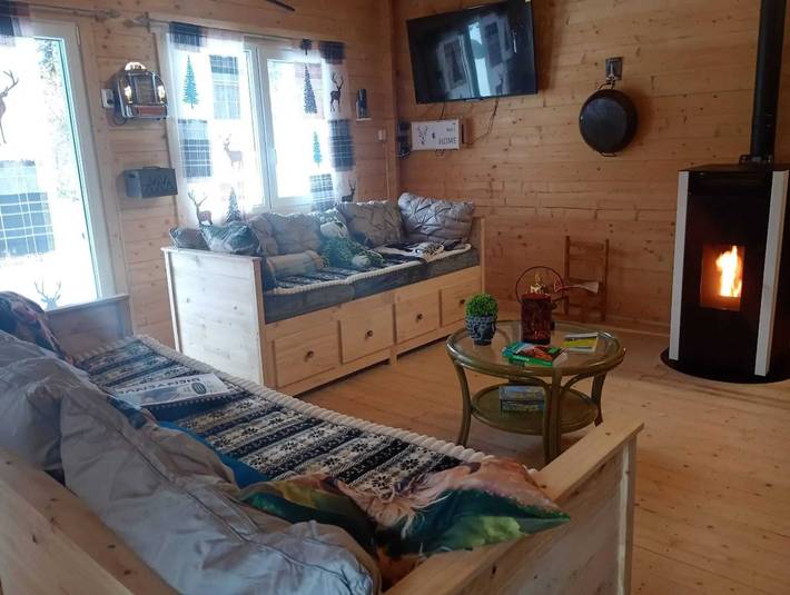 Gîte pour 8 personnes, avec jardin à Murat-le-Quaire - 2