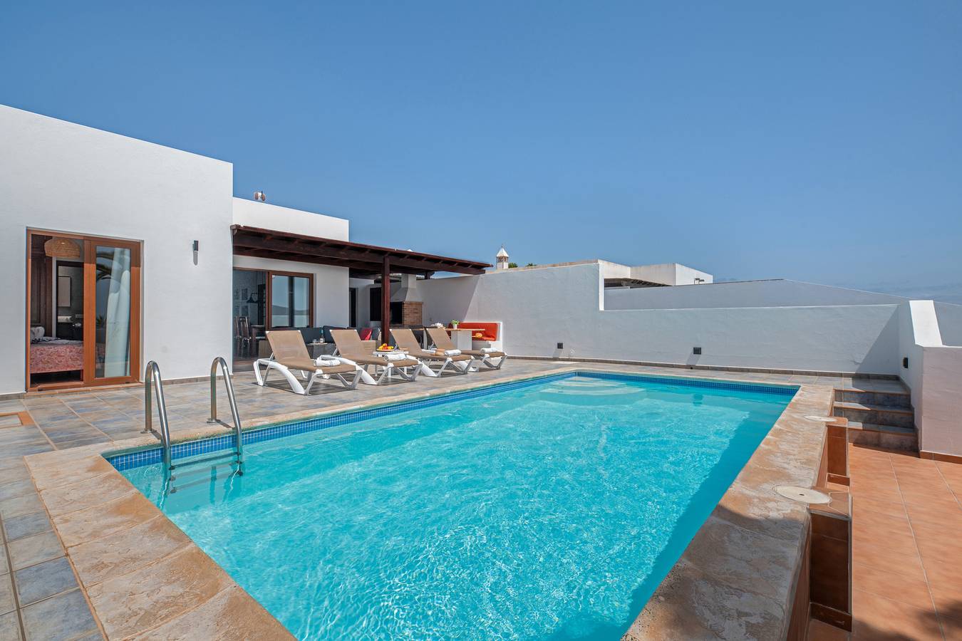 Casa vacanze 'Bay View Villa' con piscina privata, terrazza privata e Wi-Fi in Playa Blanca, Yaiza