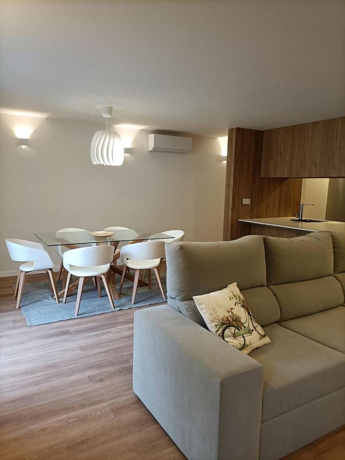 2-Bedroom Holiday Home 'Al Fonte De S. Tiago' with Mountain View, Wi-Fi & Air Conditioning