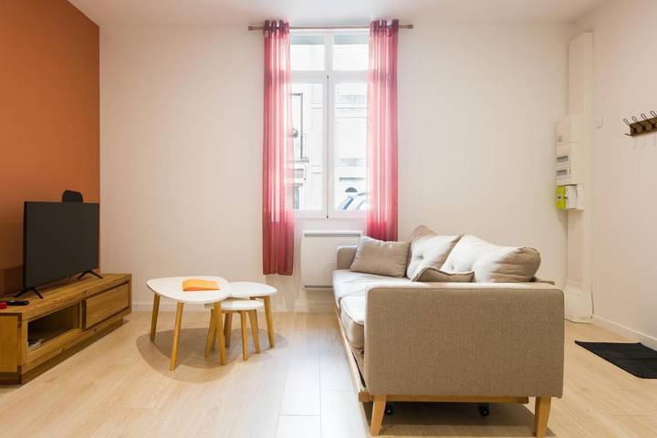 Gîte pour 4 personnes, avec terrasse dans Maison Pierre Loti - 4