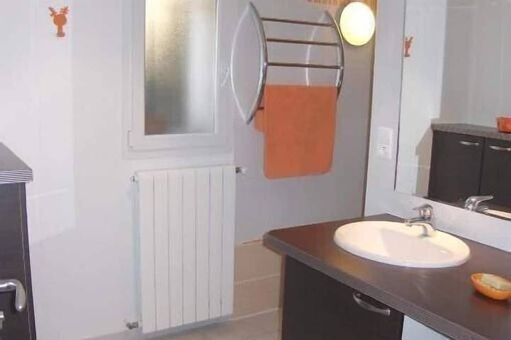 Gîte pour 4 personnes, avec terrasse à Pujaut - 2
