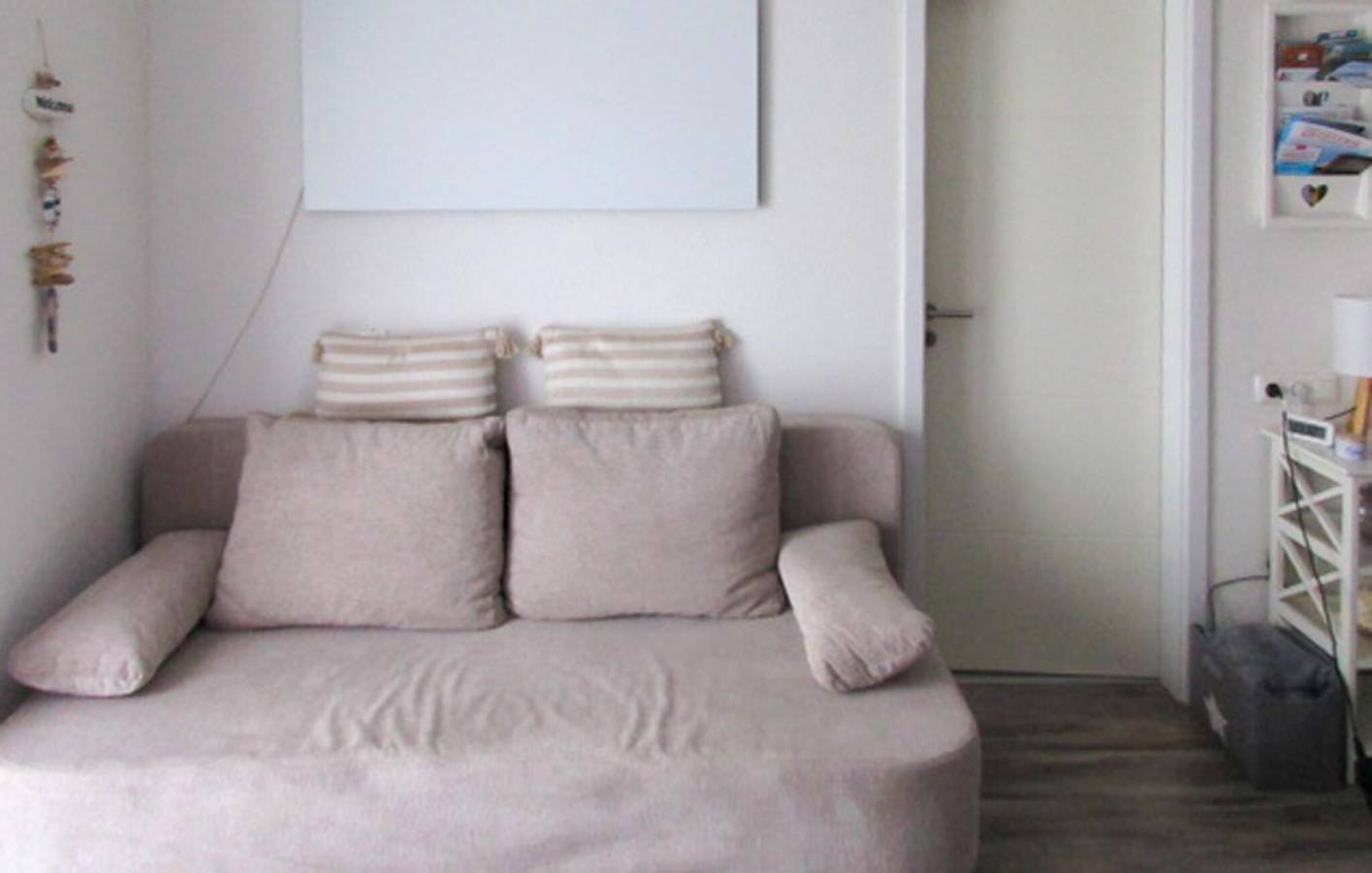 Ganze Ferienwohnung, Cozy Apartment, Terrace, Parking & Internet: Friedrichskoog 2km in Dieksanderkoog, Friedrichskoog
