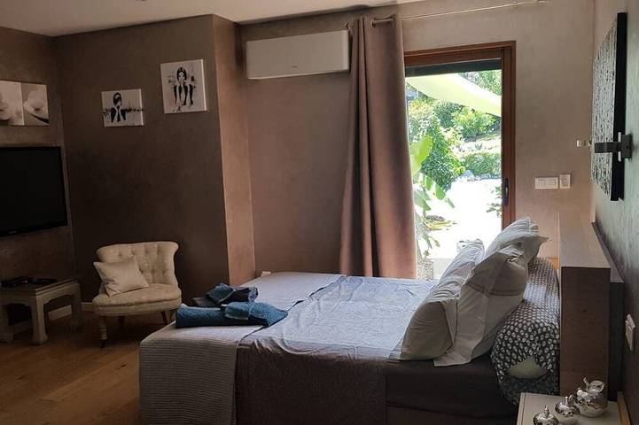 Gîte pour 2 personnes, avec sauna ainsi que piscine et jardin à Valle-di-Campoloro - 2