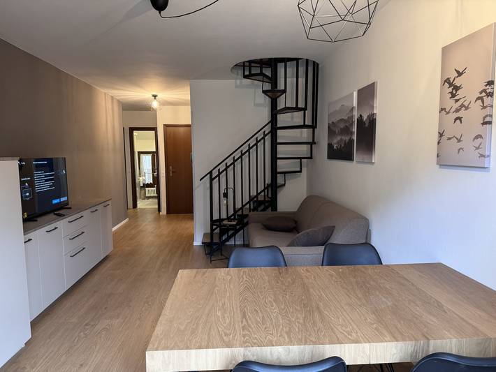 Gîte pour 6 personnes, avec balcon à Carisolo