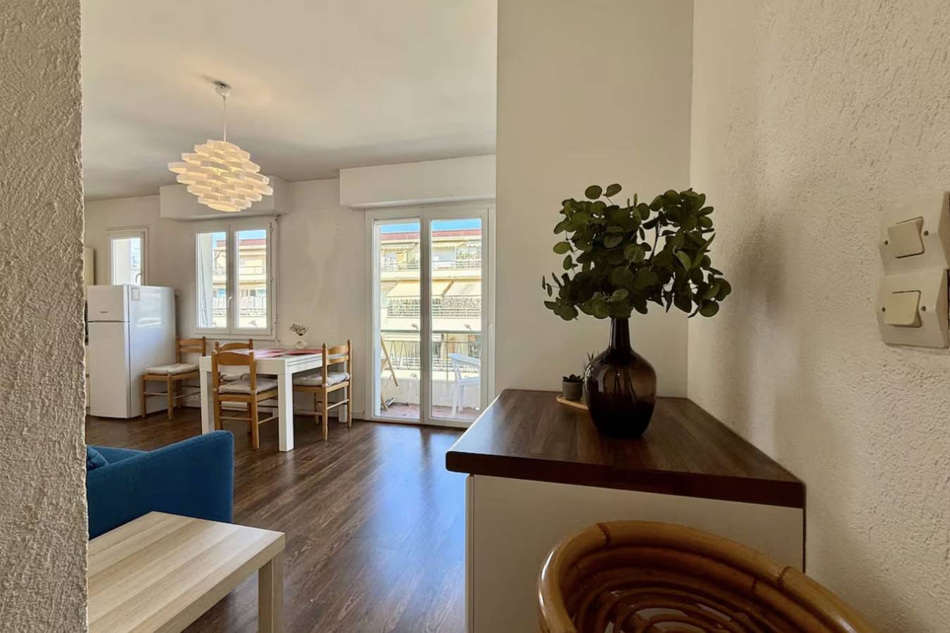 Hel studio-lejlighed, Studio w/ balcony - 1 min to beach & train in Juan-les-Pins, Antibes