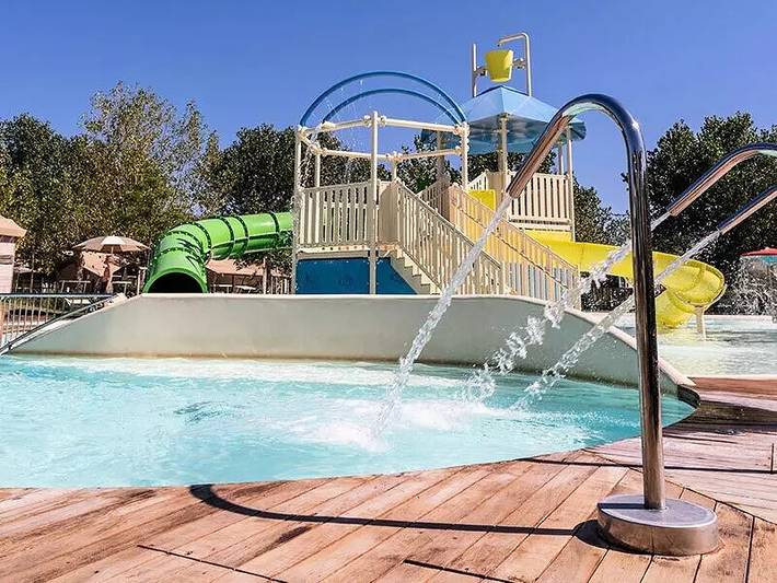 Camping für 6 Personen, mit Terrasse, mit Haustier in Emilia-Romagna - 2