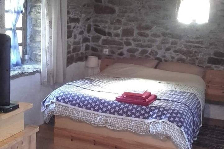 Gîte pour 2 personnes, avec jardin ainsi que piscine et terrasse à Camors - 3