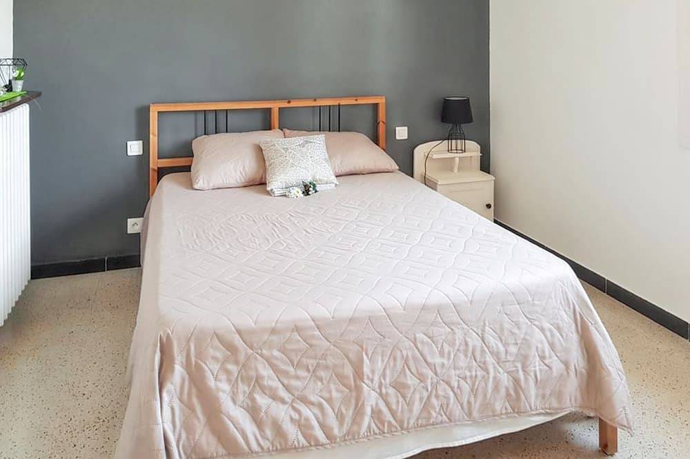 Homerez - House in Monteux with garden in Monteux, Vaucluse