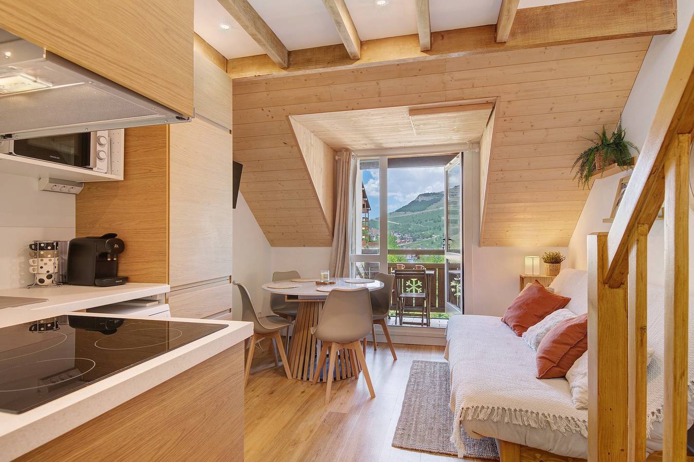Ganze Wohnung, Duplex für 6 Personen, 30 m von den Skiliften entfernt in Vénosc, Les Deux Alpes