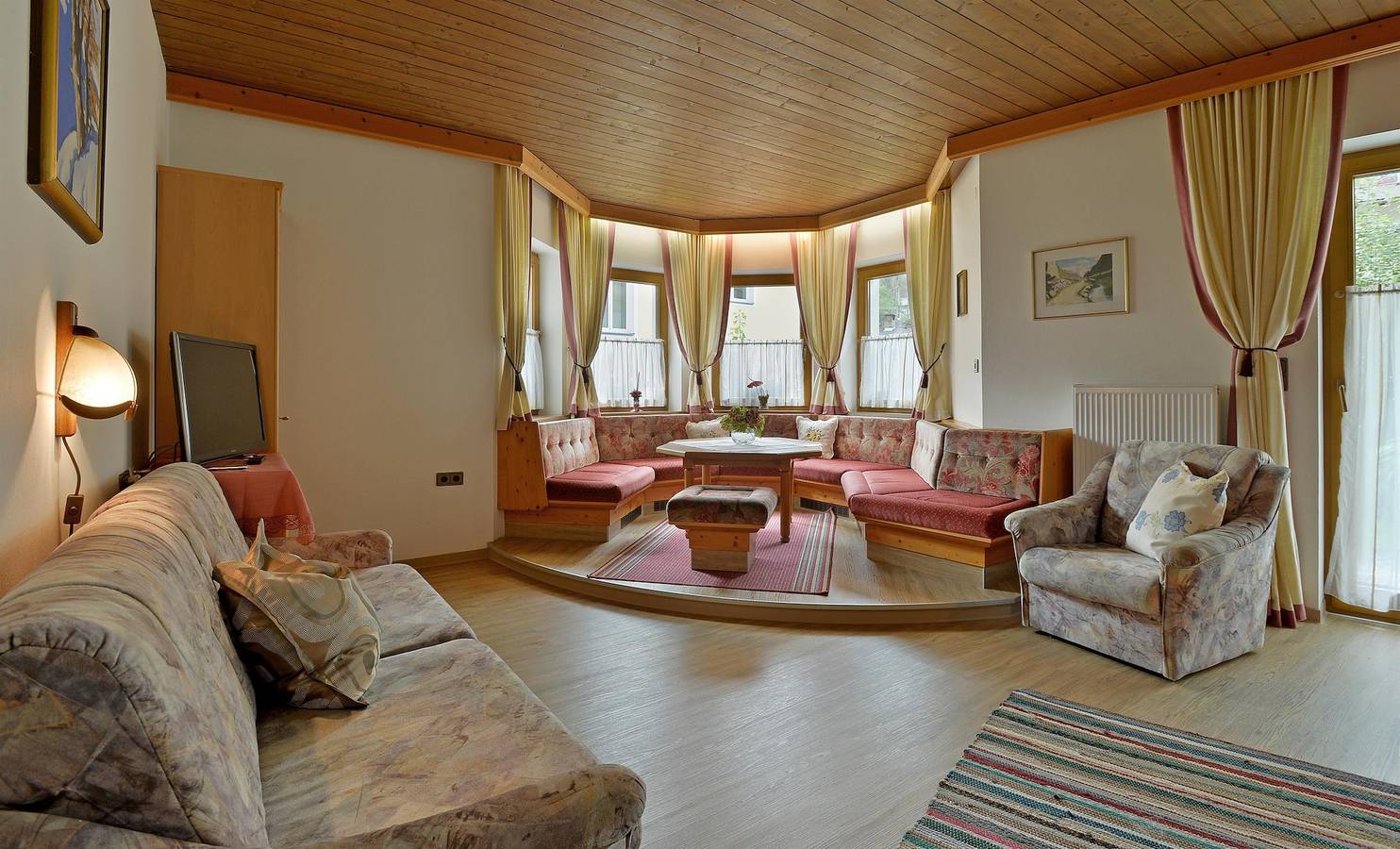 Ganze Ferienwohnung, Gästehaus Spergser in Kaltenbach, Ski-Optimal Hochzillertal