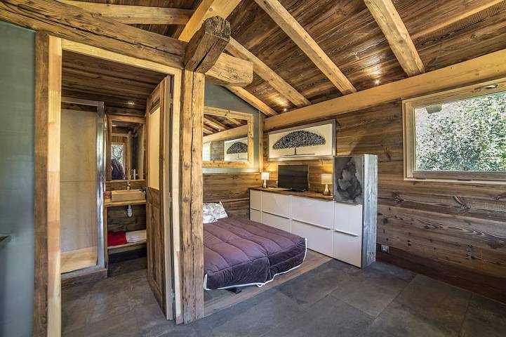 Chalet pour 2 personnes, avec jacuzzi et jardin en Savoie - 2