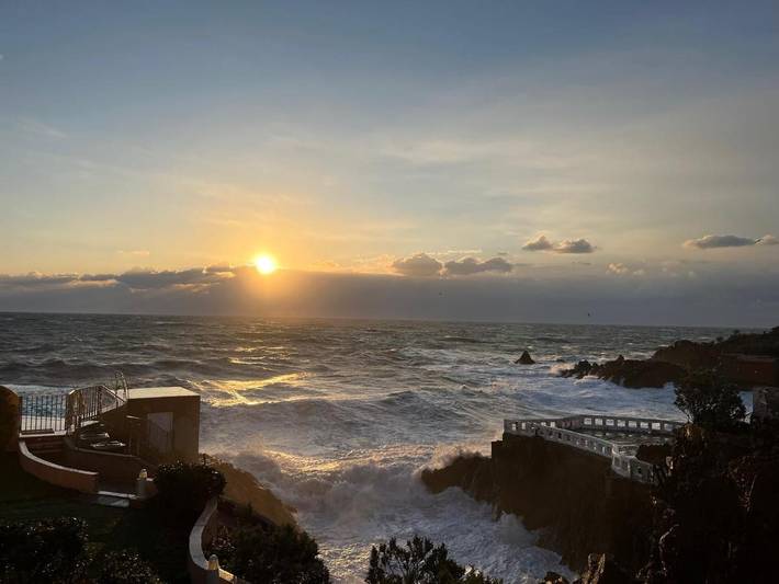 Apartamento de vacaciones para 4 personas, con vistas y piscina además de jardín y terraza - 1