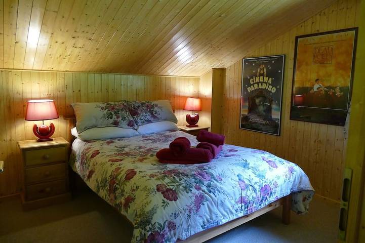 Luxuriöses Chalet in Südlage, 5 Minuten von den Skipisten und 15 Minuten von Chatel entfernt in Abondance, Les Portes du Soleil