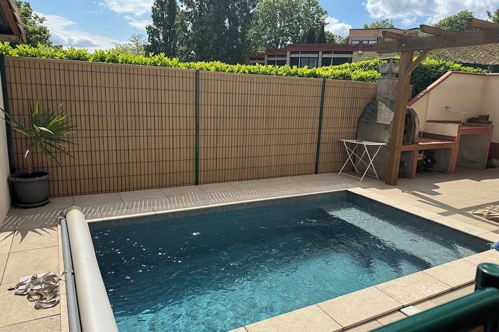 Ferienhaus für 4 Personen, mit Garten und Terrasse