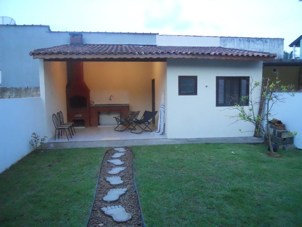 Komfortables Haus an der Küste von Bertioga in Bertioga, Baixada Santista