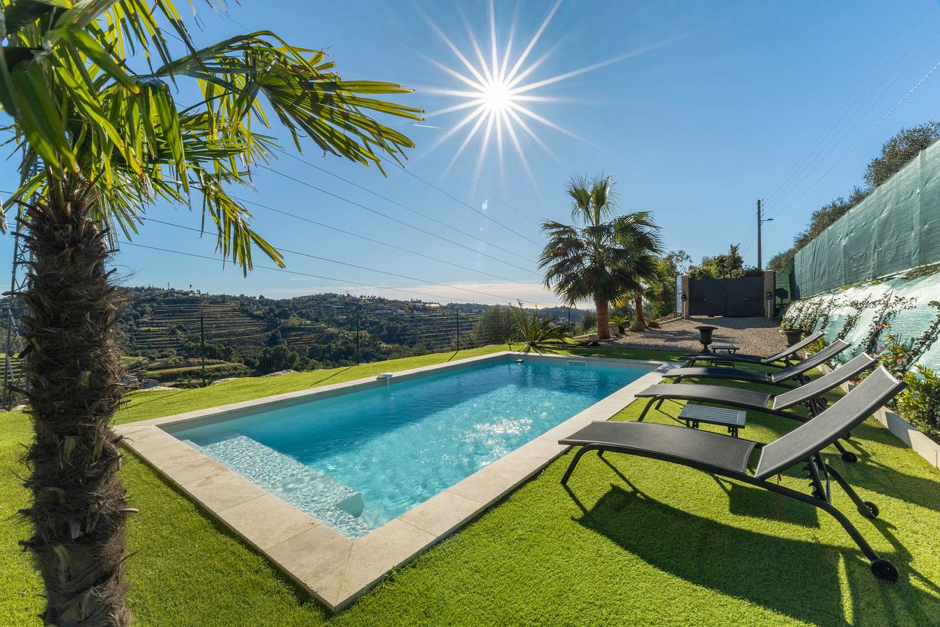 Villa for 8 Guests in Nice (France), Nice region