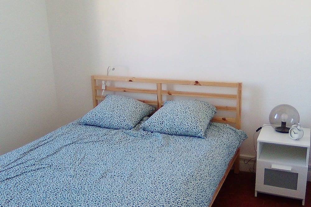 Appartement entier, Appartement à 200m des plages in Toulon, Région de Toulon