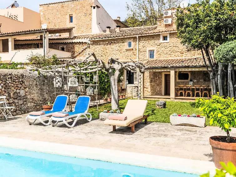 Maison 6 Personnes in Caimari, Selva
