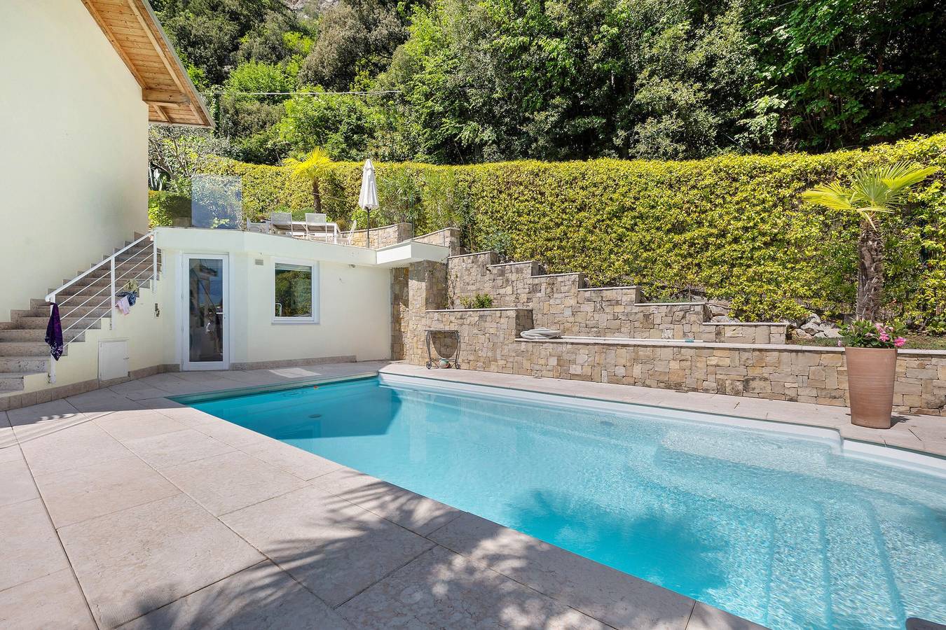 Villa Ortensia – Exklusives Ferienhaus mit Pool und Panoramablick am Gardasee in Bassanega, Tremosine