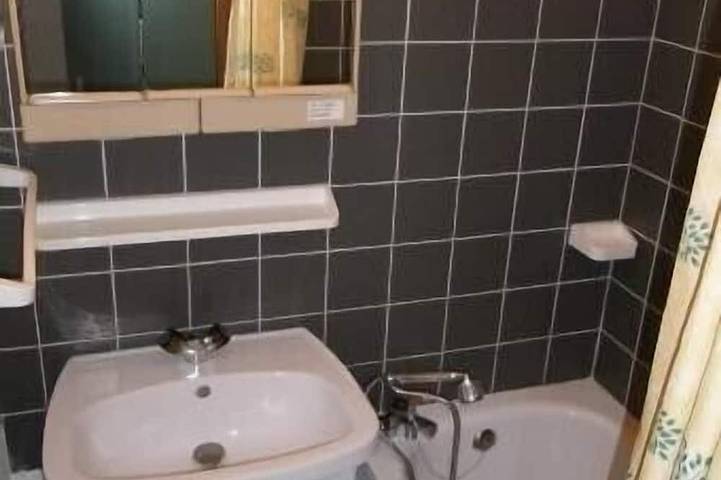 Ganze Wohnung, Zweitwohnungswohnung zur Miete in typischem Dorf in Les Rousses Jur in Les Rousses, Regionaler Naturpark Hochjura