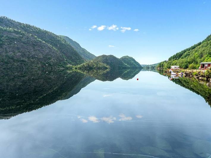 Bungalow für 2 Personen, mit Garten und Ausblick sowie Balkon und Seeblick, mit Haustier in Norwegen - 2