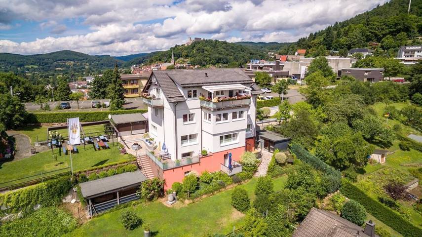 Ferienhaus für 3 Personen, mit Garten und Ausblick in Biedenkopf